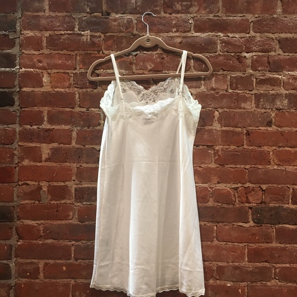 Ralph Lauren Ivory Satin Lace-Trimmed Chemise NWOT - Picture 3 of 8
